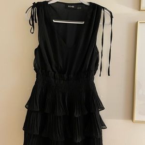 Black ruffle dress from boutique never worn!